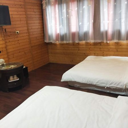 Meiting B&B Shuili Bagian luar foto