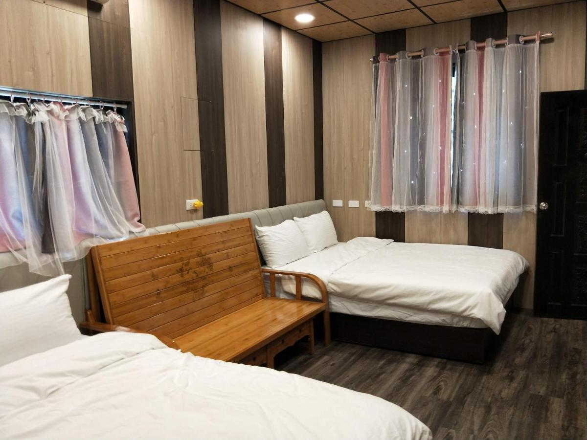 Meiting B&B Shuili Bagian luar foto